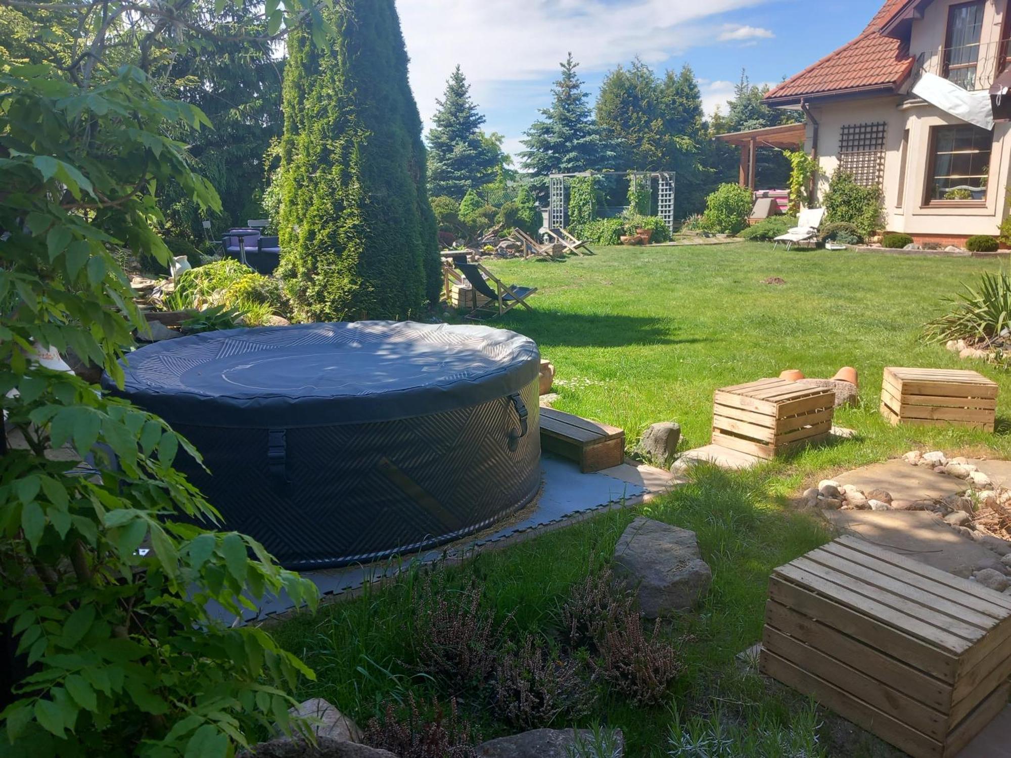 Dom Z Sauna I Jacuzzi- Na Wylacznosc Lub Pokoje Сероцк Экстерьер фото